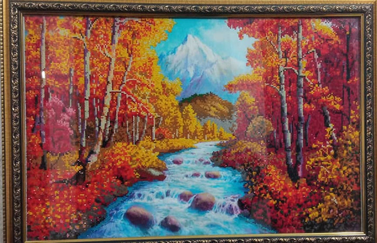 طرح کارشده باالماس به همراه قاب